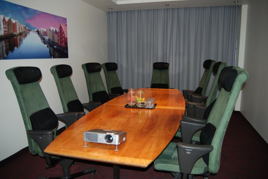 Home Hotel Grand Olav Trondheim Bagian luar foto